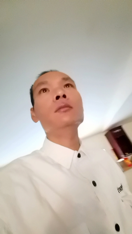 只影向谁去的第五张照片--三明相亲服务中心