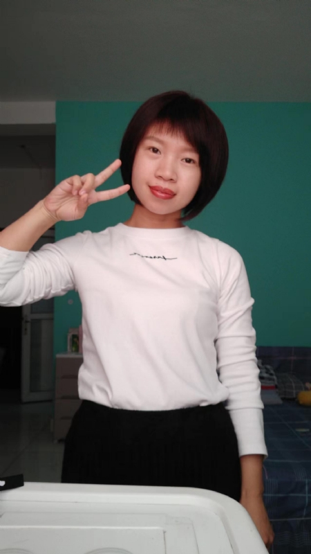 向日葵的第一张照片--三明相亲服务中心