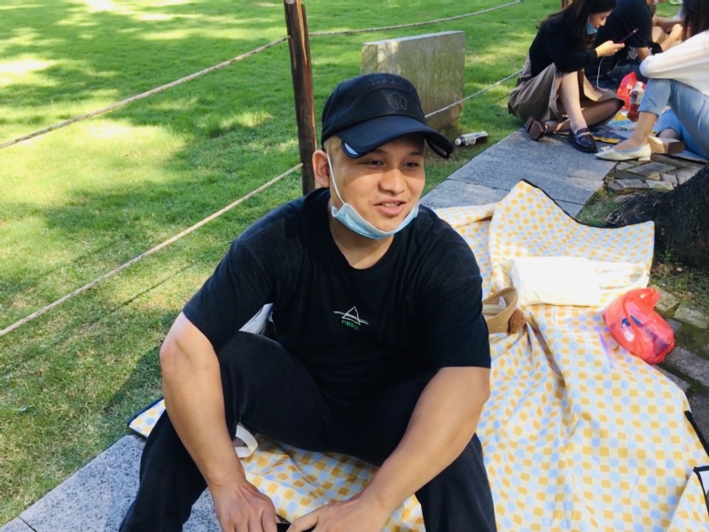 好大一颗石头的第一张照片--三明相亲服务中心