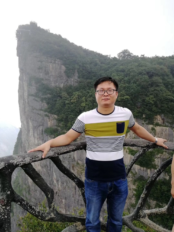 江汉的第一张照片--三明相亲服务中心