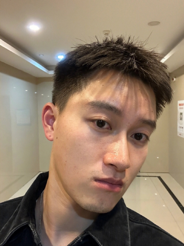 月光之下的第一张照片--三明相亲服务中心
