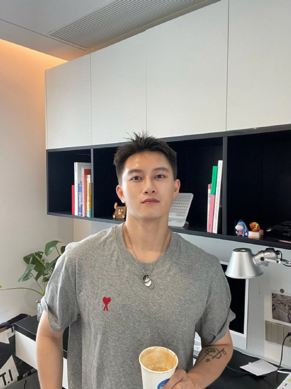 月光之下的第二张照片--三明相亲服务中心
