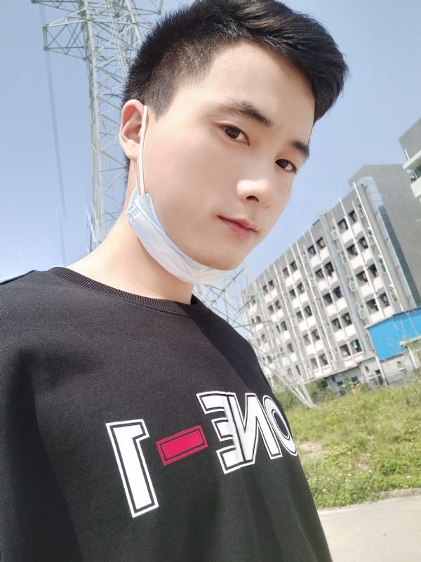 何凡的第一张照片--三明相亲服务中心