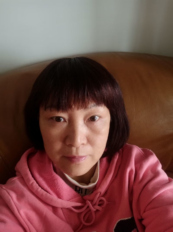 红玫瑰的第一张照片--三明相亲服务中心