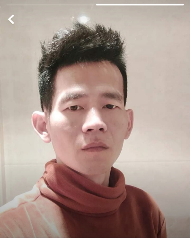 白了少年头的第一张照片--三明相亲服务中心