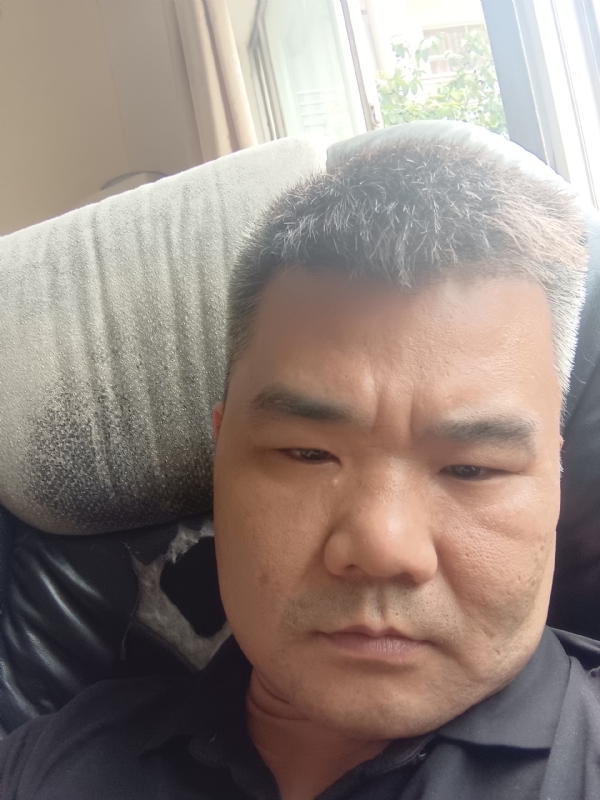 路人的第一张照片--三明相亲服务中心