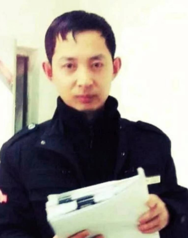 风雨中有你的第一张照片--三明相亲服务中心