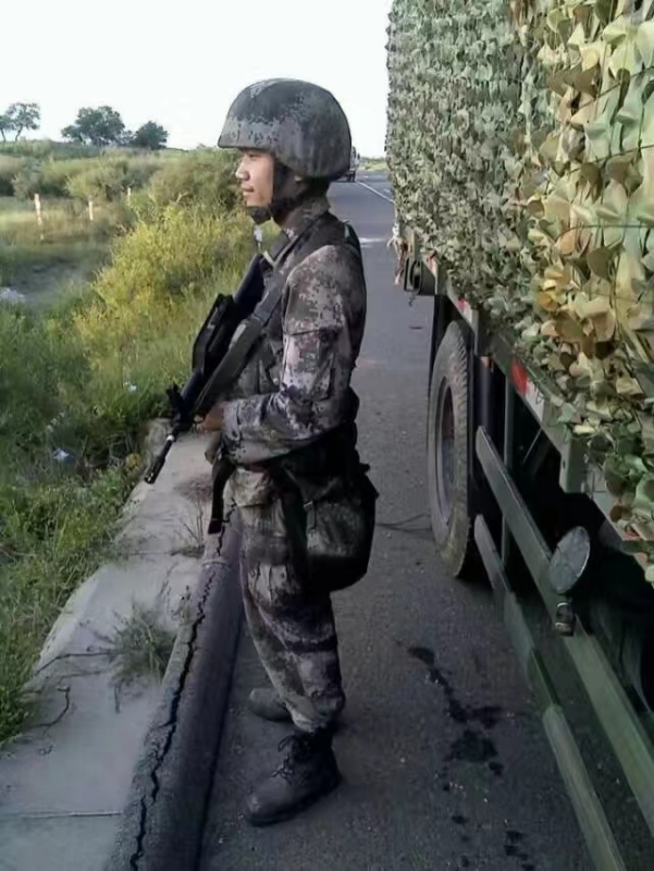搬砖中的第一张照片--三明相亲服务中心