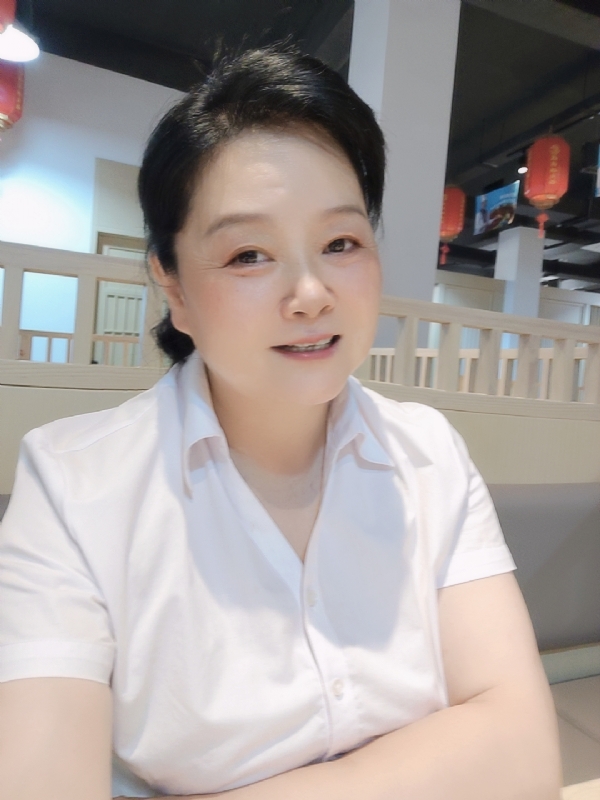 丁姐爱生活的第一张照片--三明相亲服务中心