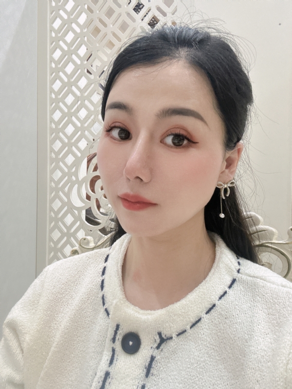 金莉的第一张照片--三明相亲服务中心