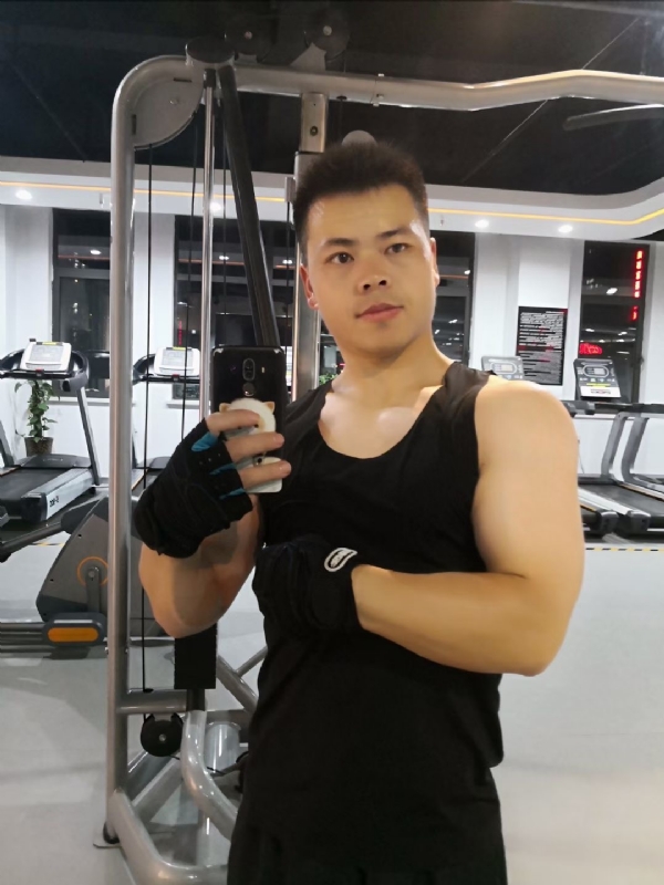 范迪塞尔的第二张照片--三明相亲服务中心