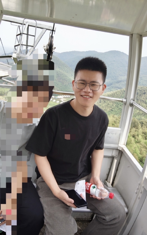奔奔笨笨的第二张照片--三明相亲服务中心