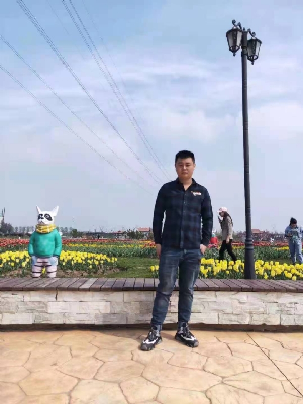 海阔天空的第一张照片--三明相亲服务中心