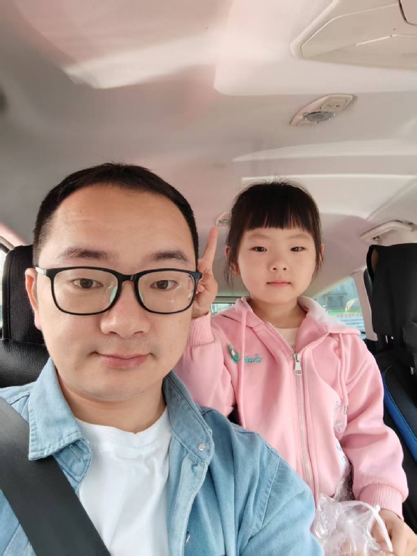 知天晓的第一张照片--三明相亲服务中心