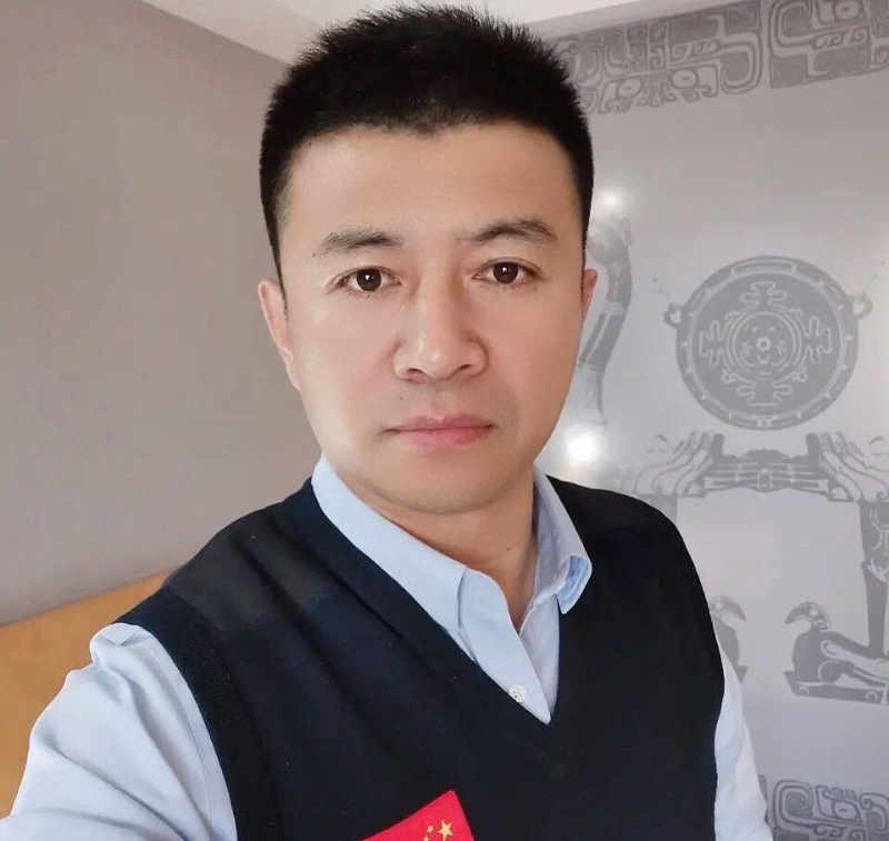 生在红旗下的第二张照片--三明相亲服务中心