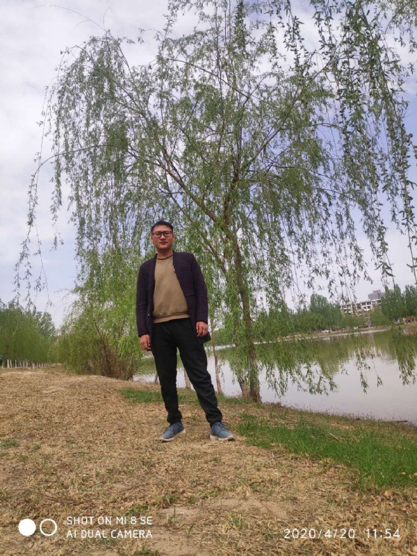 风中的烟头的第一张照片--三明相亲服务中心