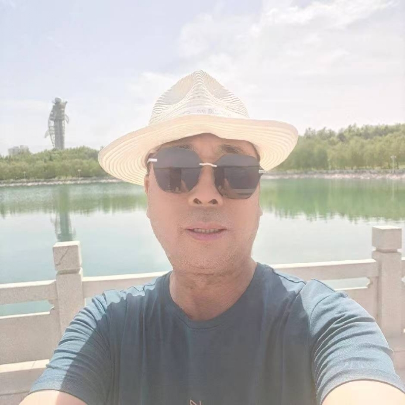 有钱人的第一张照片--三明相亲服务中心