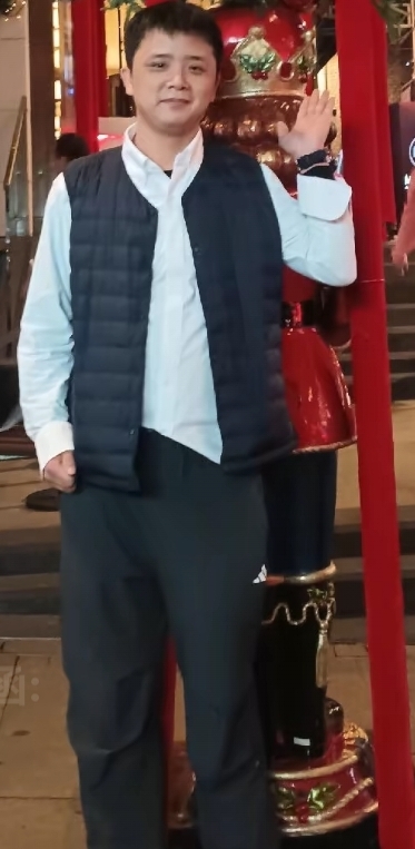 龙的陪伴的第一张照片--三明相亲服务中心